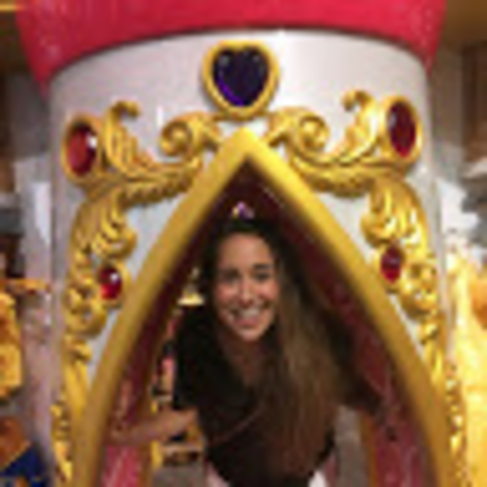 Meet your Posher, Francesca